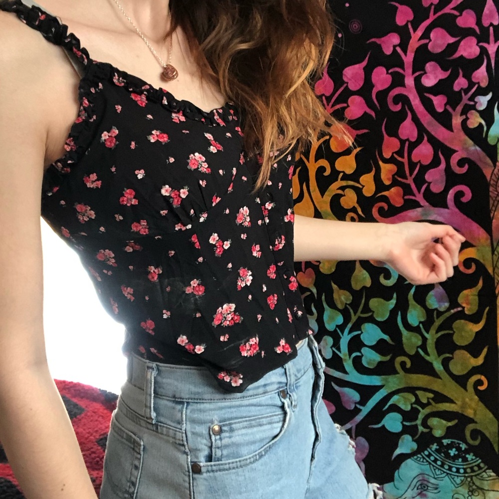 floral tank top